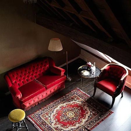Sandton Pillows 3* Maastricht